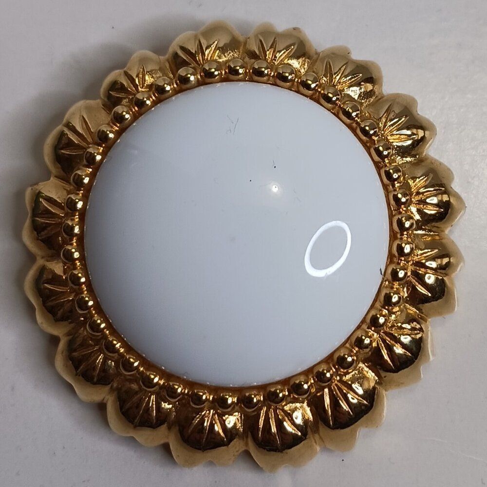 Vintage TRIFARI MCM White Milk Glass Sunflower BROOCH